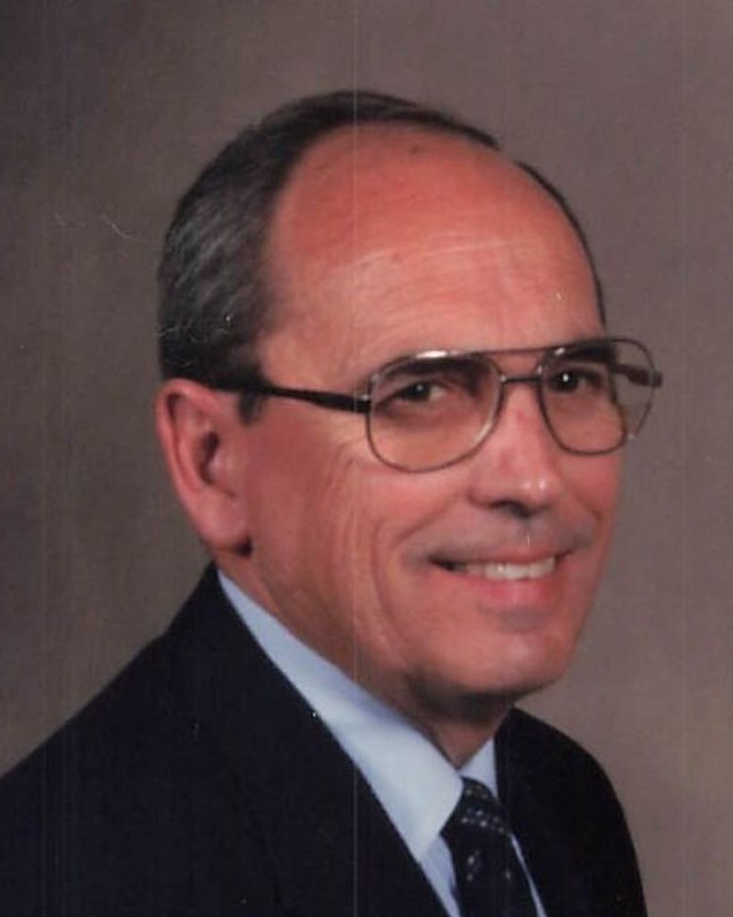 Robert Barlow Lee Profile Photo