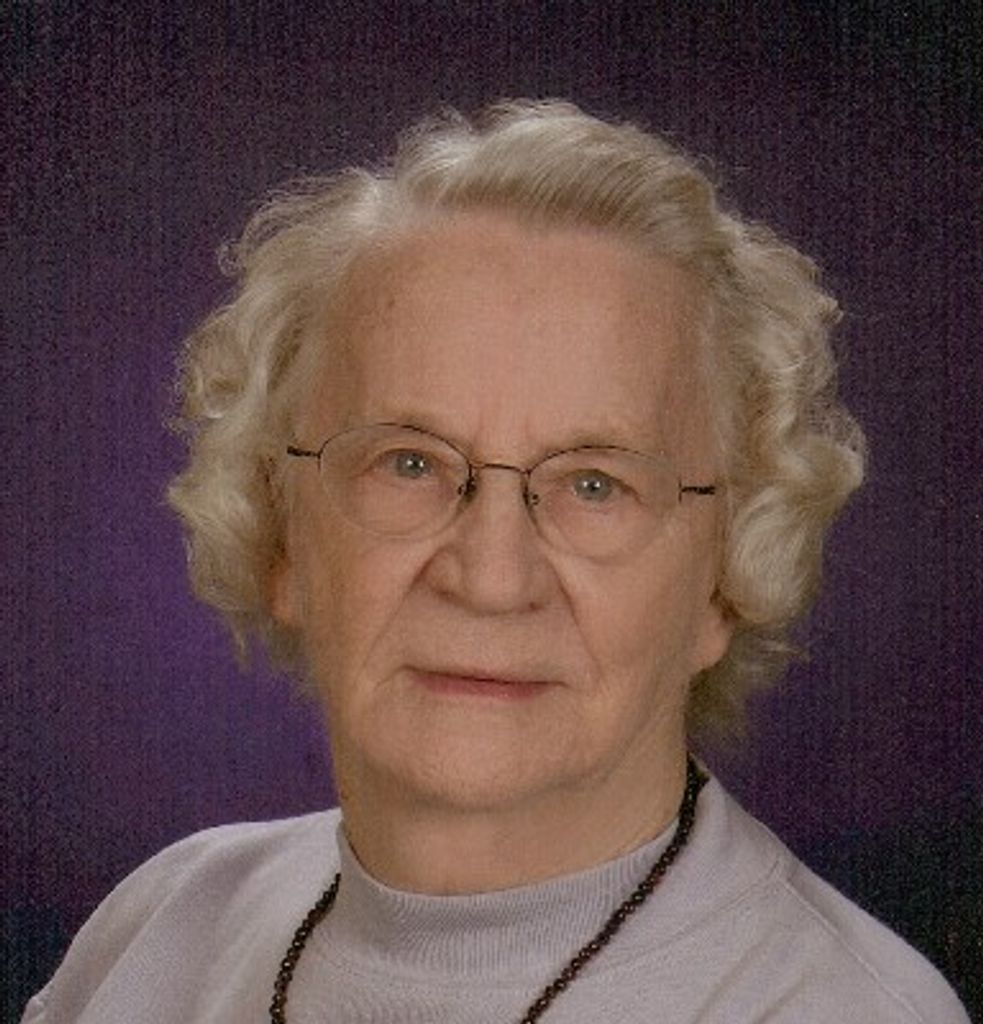 Elizabeth Harriet Lowe Profile Photo