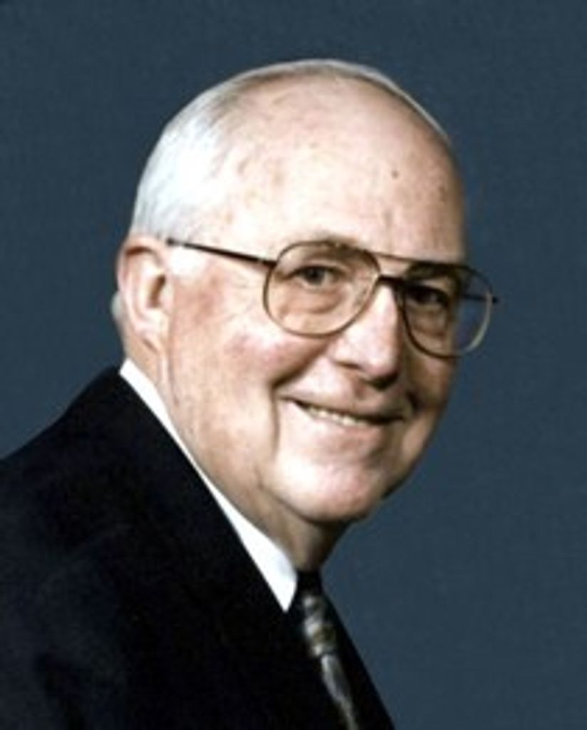 John  David  Luecke Jr.