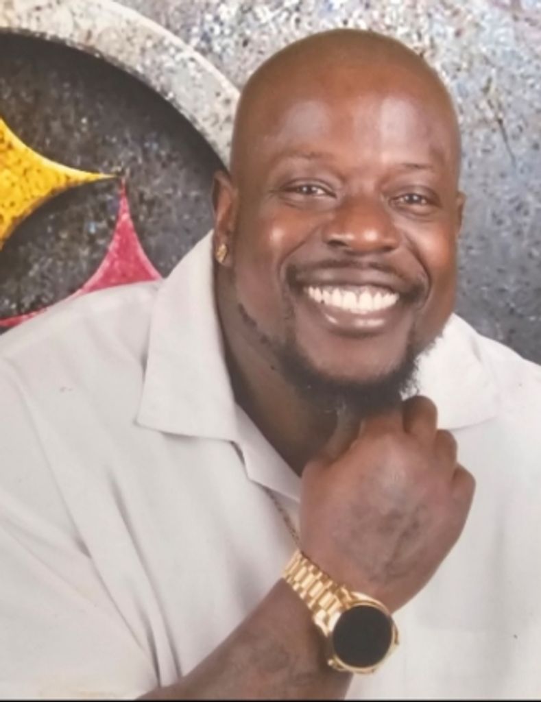 Mr. James Lamont Huntley