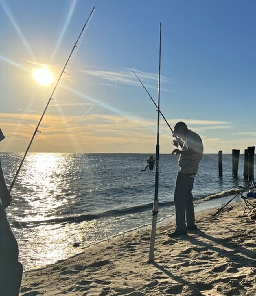 Israel Gonzalez Profile Photo