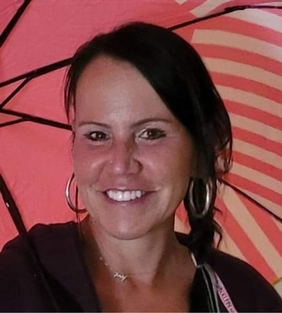 Jody Lynn Nenahlo Profile Photo