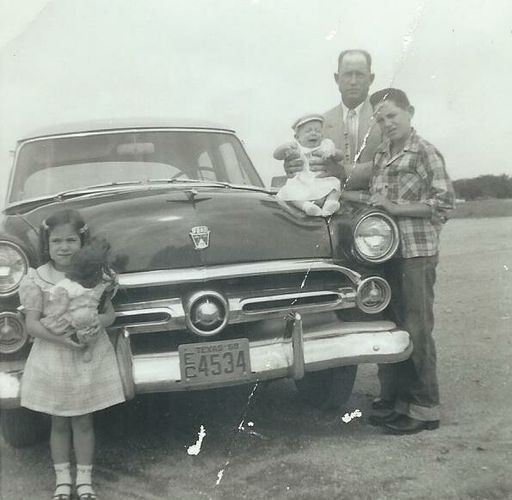 Connie Sue (Cain)  Townley photo gallery thumbnail 29 of 138