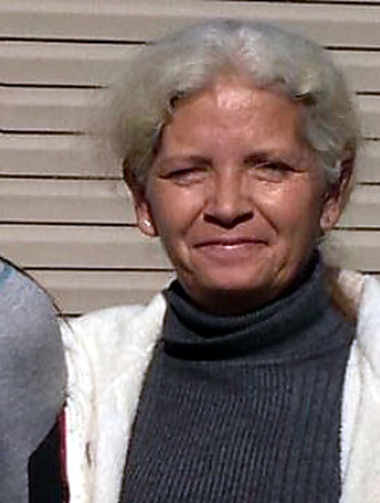 Loretta Shumans Smith photo gallery image 1 of 34