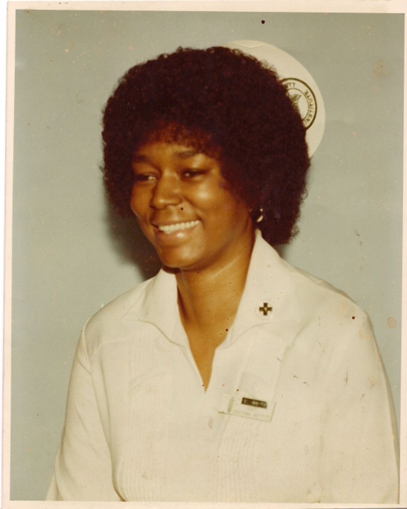 Caroline l. "Smurf" Caffee-Smith