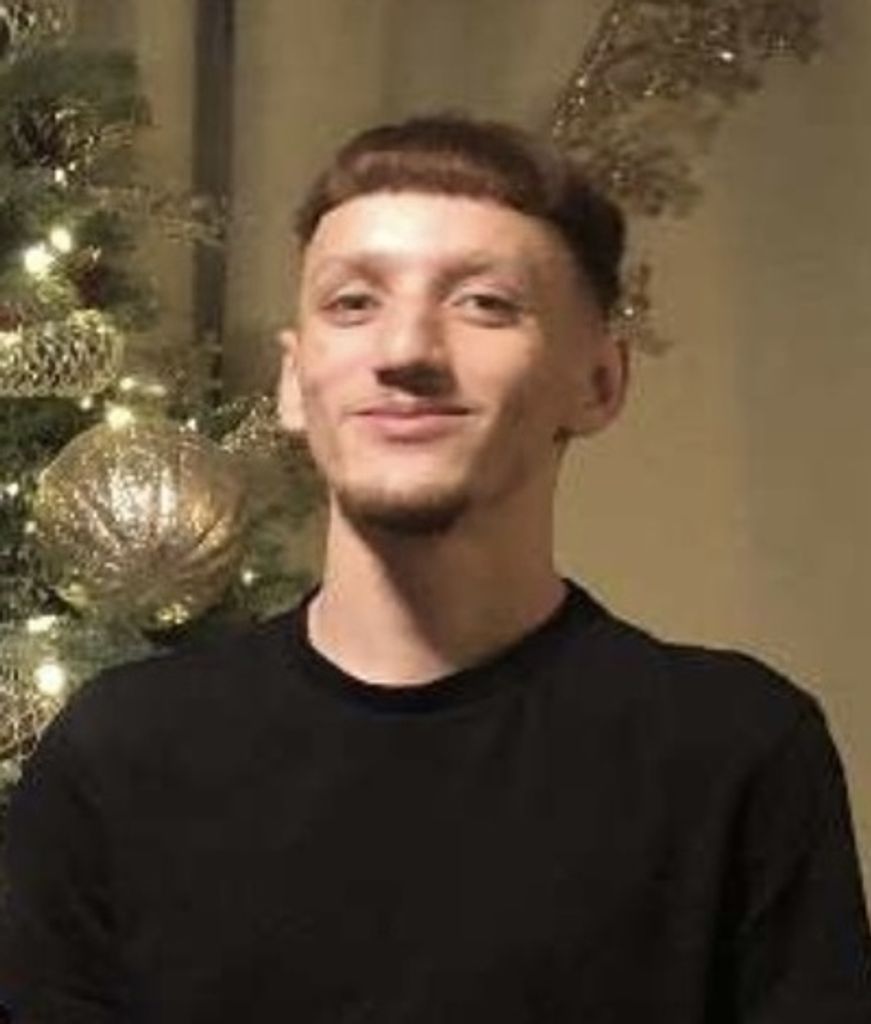 Michael D Valenzuela Profile Photo