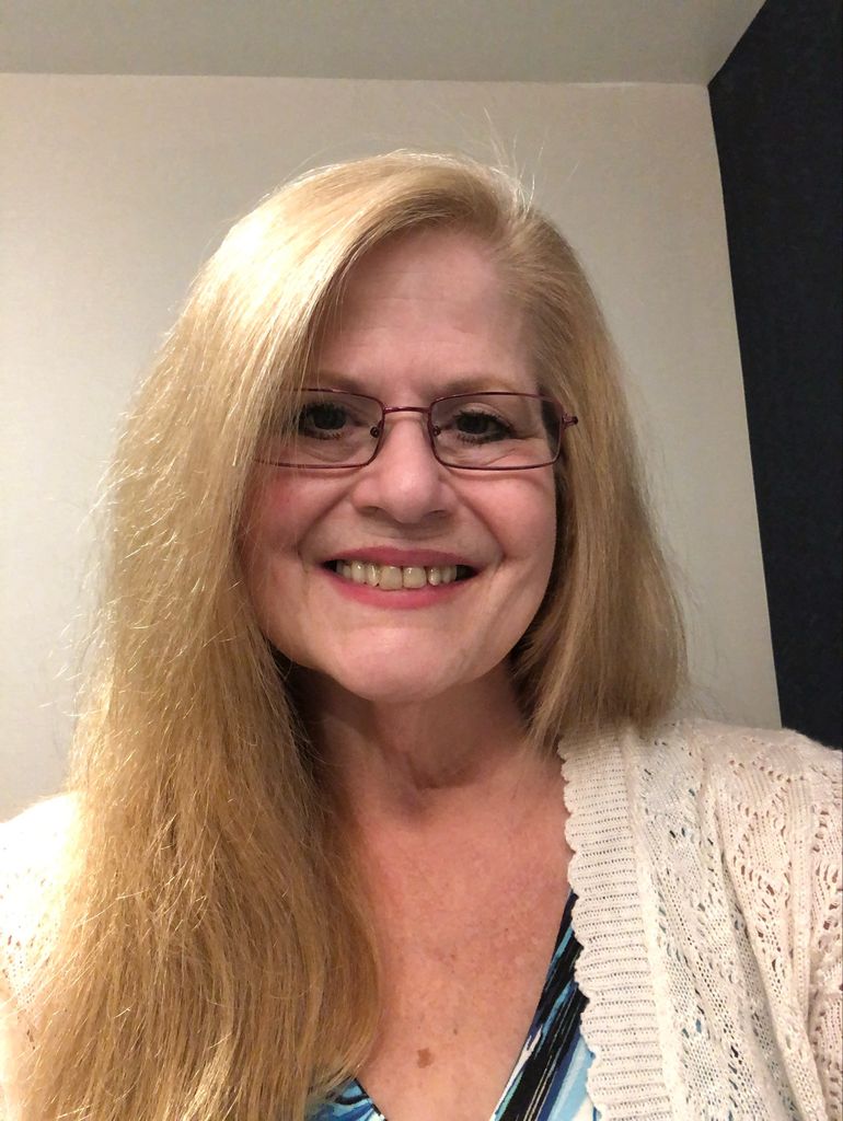 Teresa Naperalsky Profile Photo