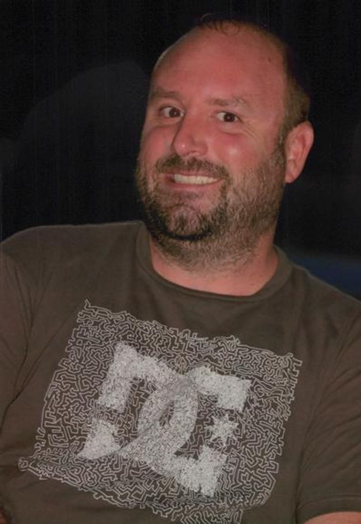 Derek Wayne Thomas Profile Photo