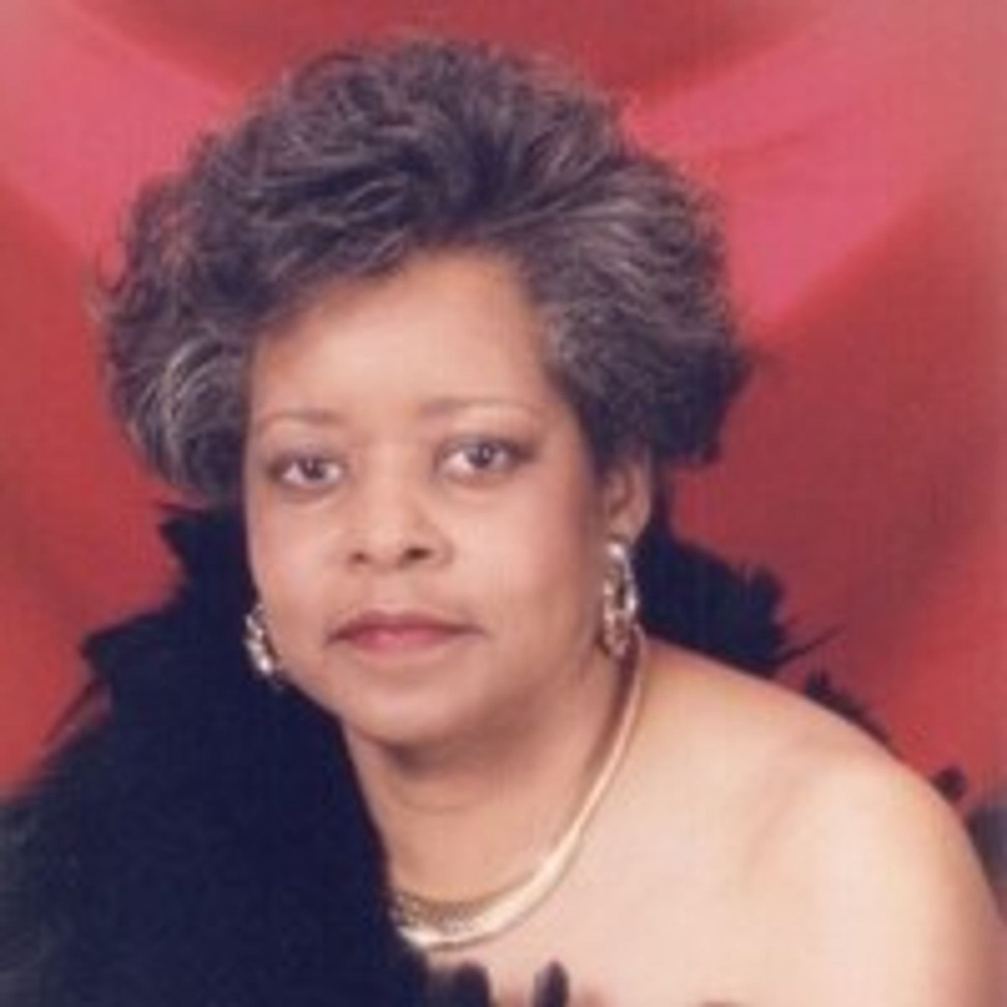Cover for Ms. Evelyn Philpot's Obituary