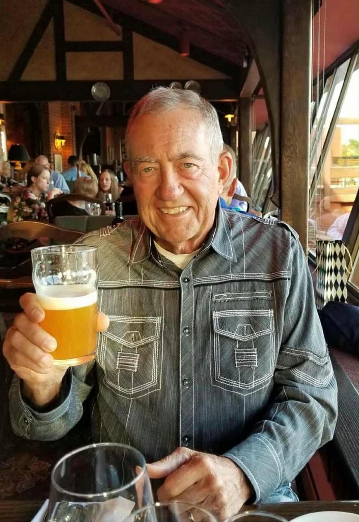 Walter "Walt" Roy Cromeenes