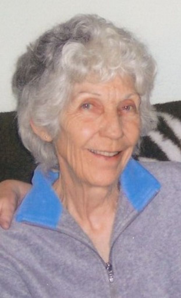 Doris M Bowlin
