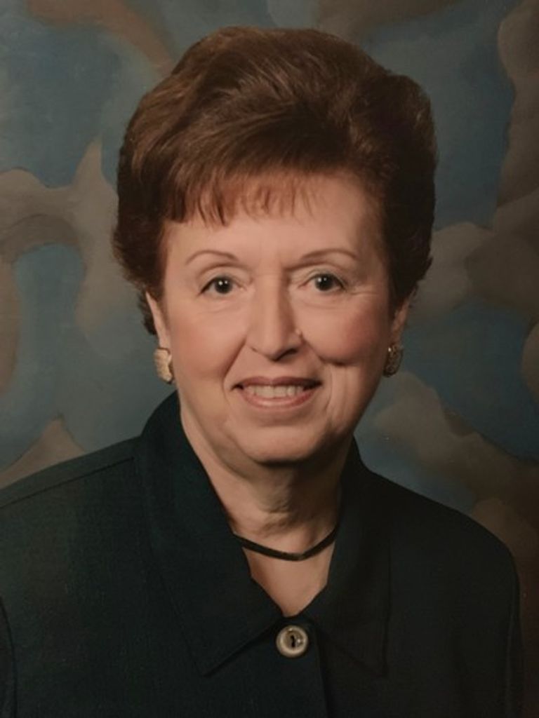 Helen G Nanos Profile Photo