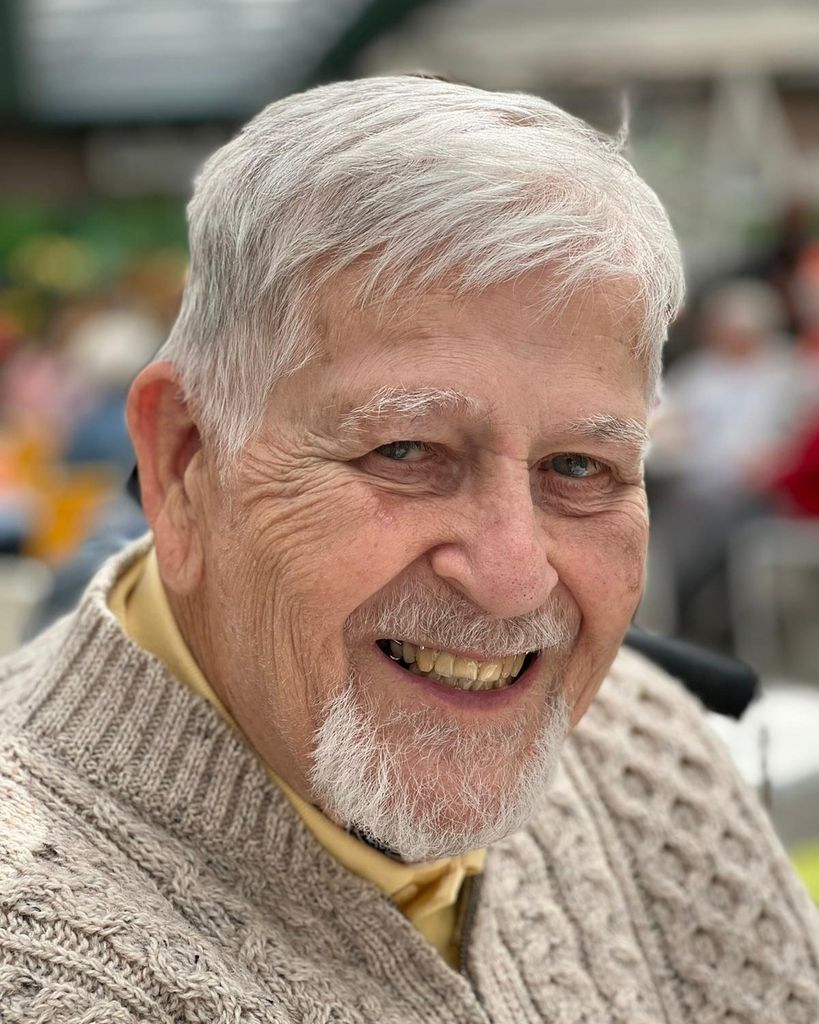 Russell W. Macdonald Profile Photo