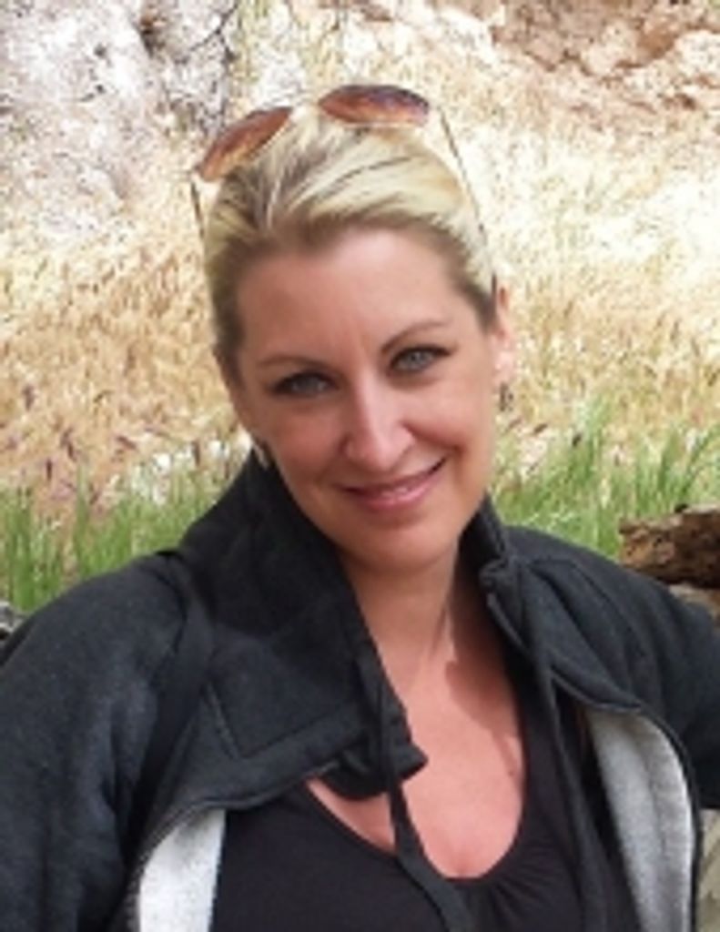 Lesley  Ann Simpson