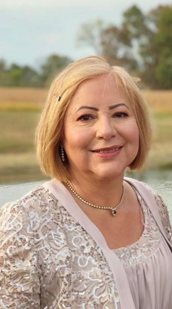 Carmen Elena Quintero-Calderon Profile Photo