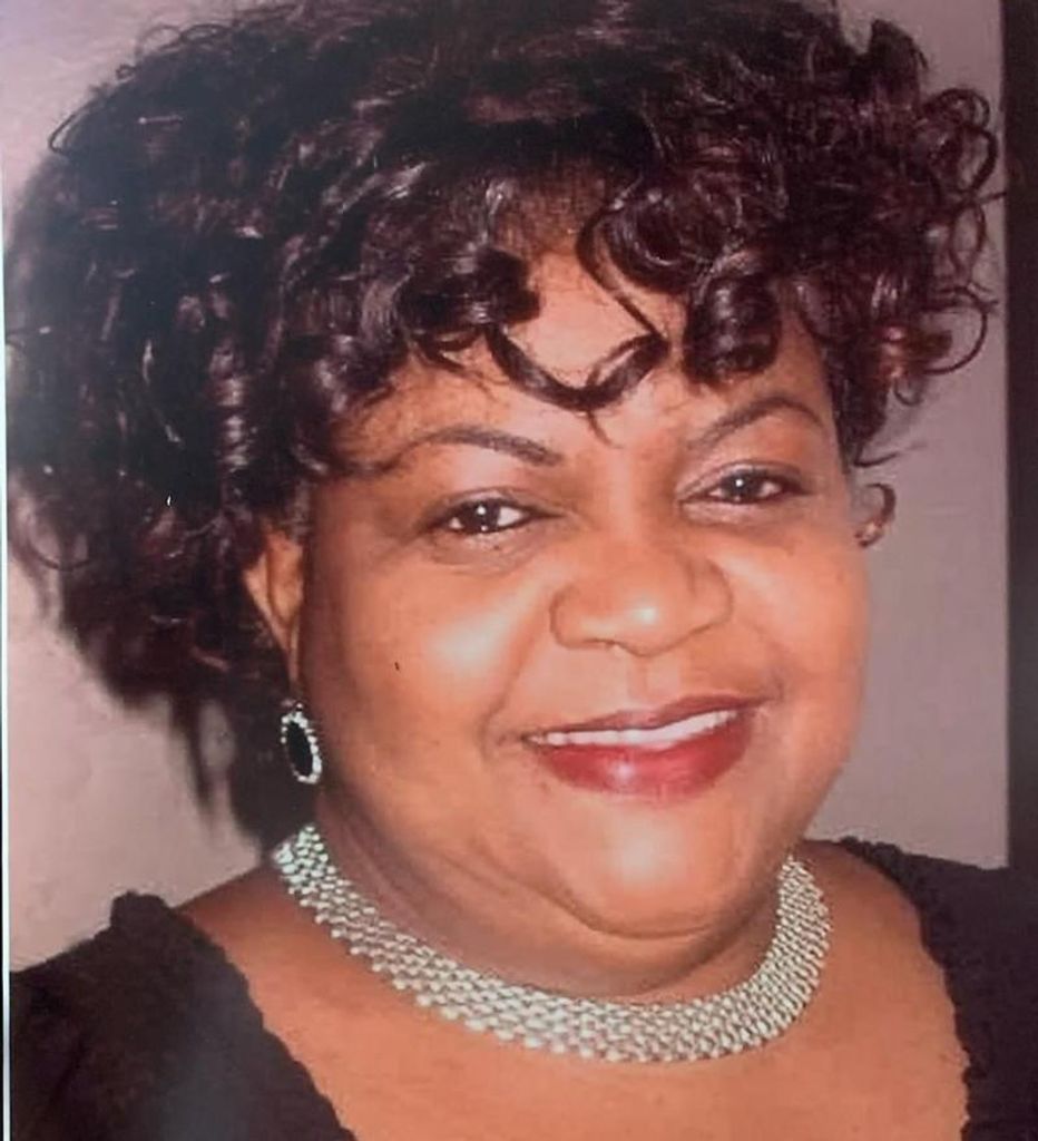 Sharon Ray Lyles Profile Photo
