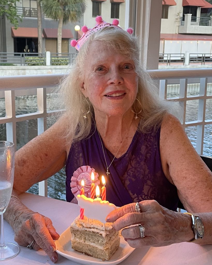 Helene Gertrude Hook Profile Photo