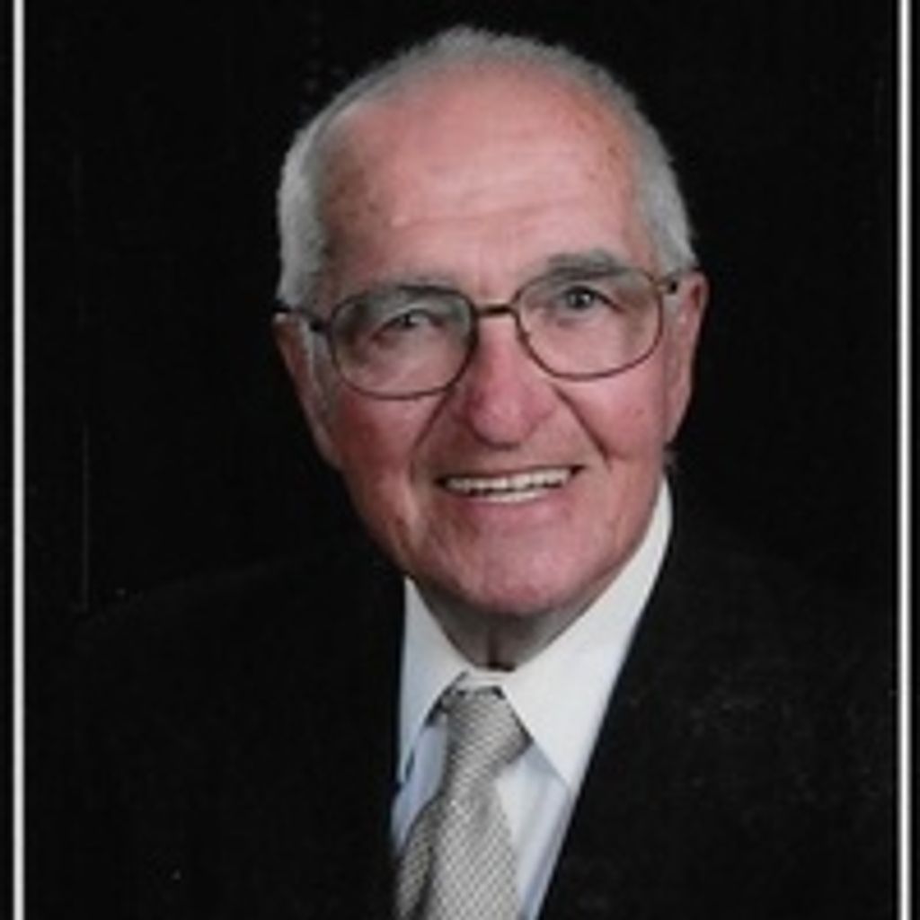 Edward L. Vandusen