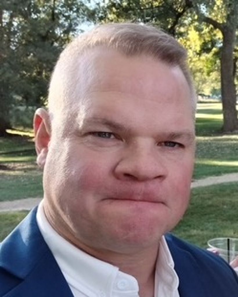 Thomas Michael Auge Profile Photo