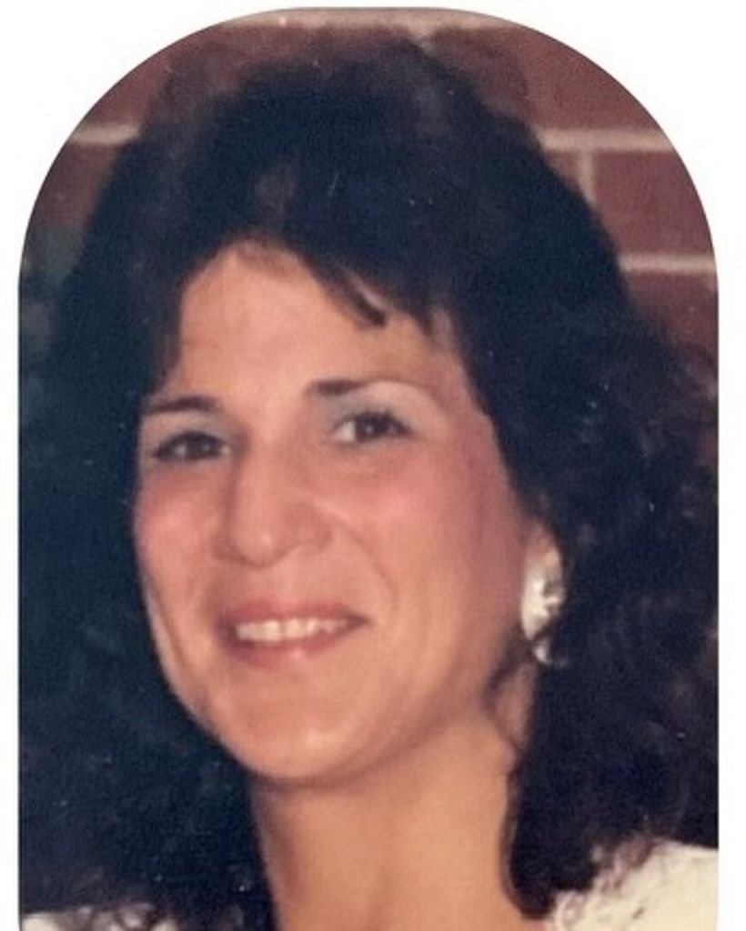 Elaine Lewis Profile Photo
