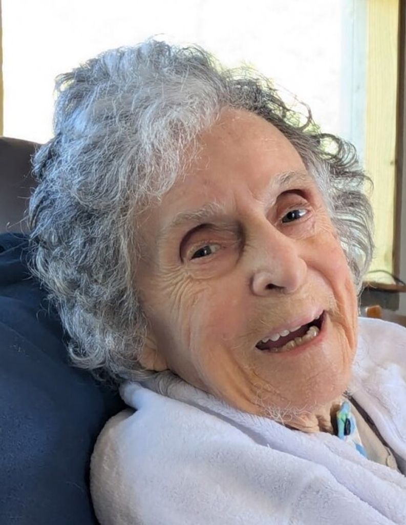 Vilma Helen (Maille)  Paradis