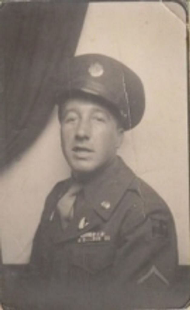 Robert L. Lamar