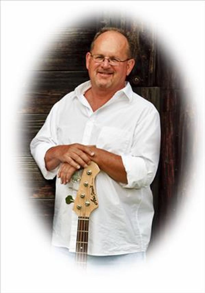 Dennis Searles