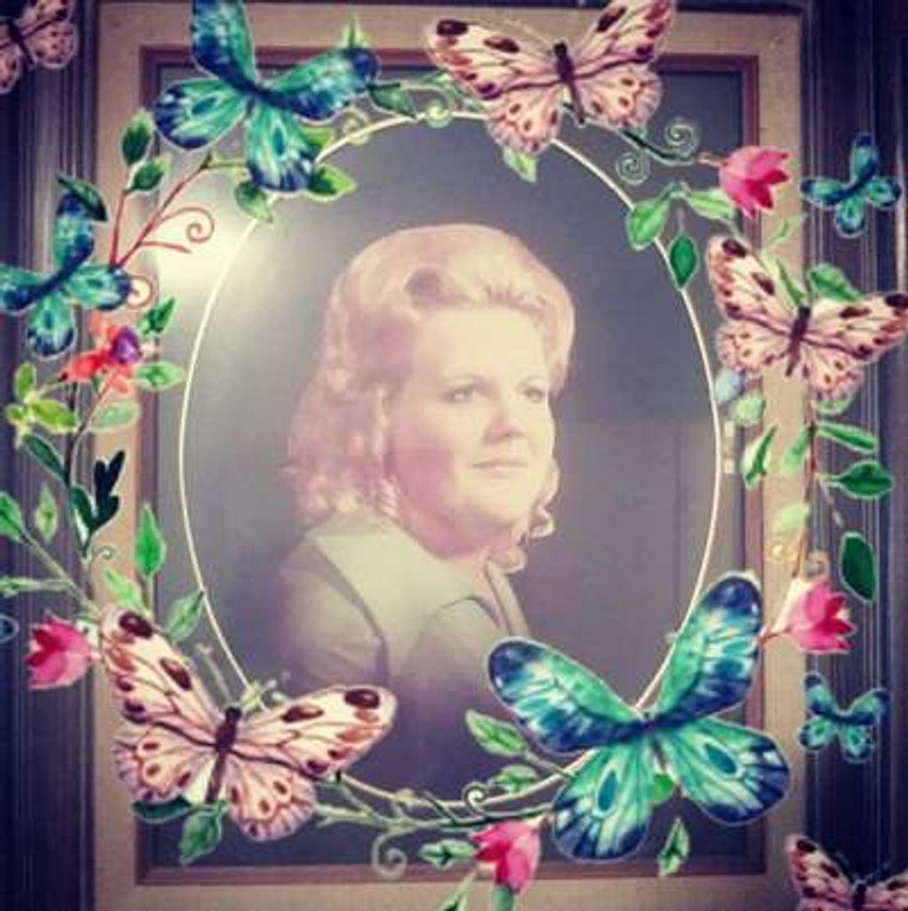 Renee Bowen Profile Photo