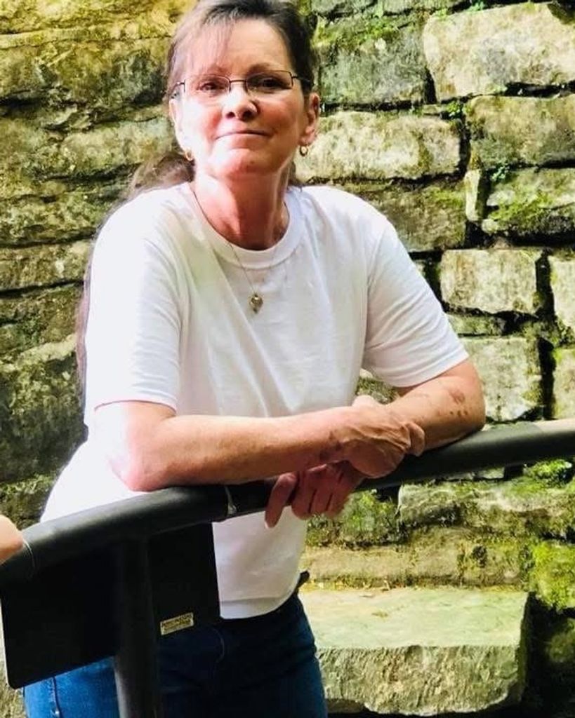 Theresa Carman Profile Photo