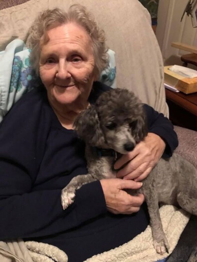 Peggy Lee Leonard Profile Photo