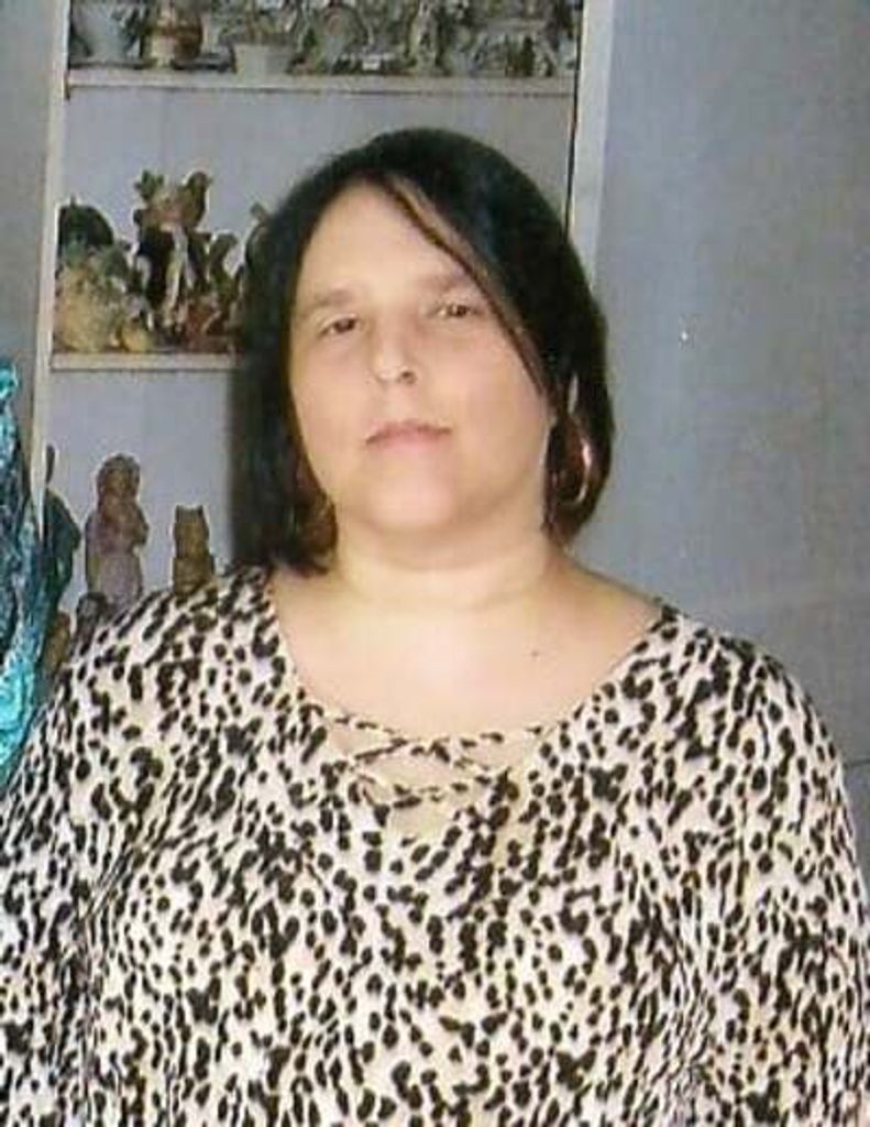Robyn Lear Profile Photo