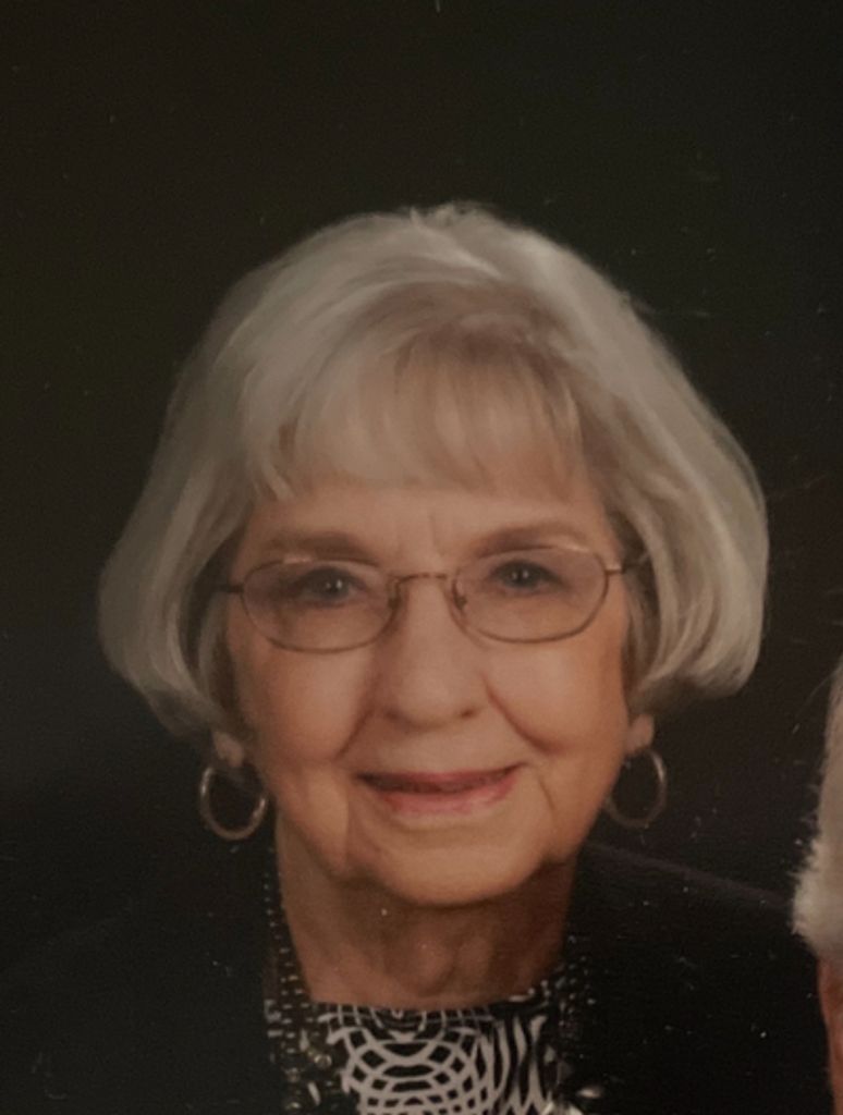 Roxie Colleen Summers Profile Photo