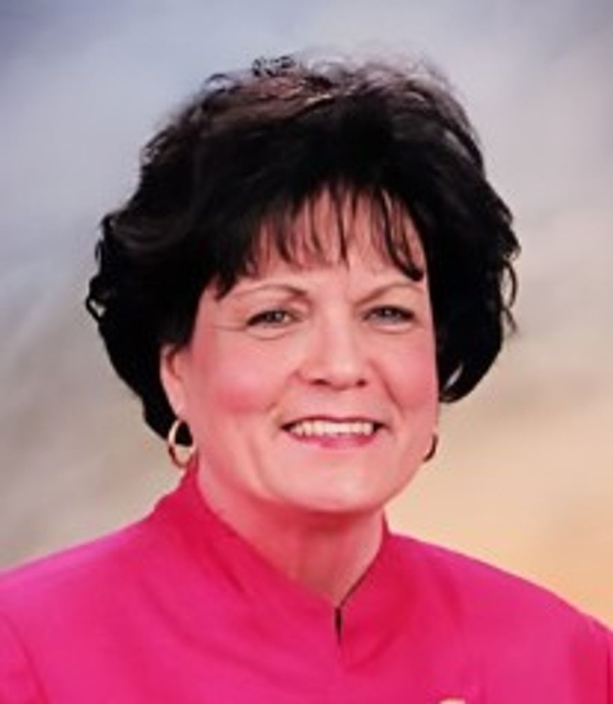 May Lorena Cooper Profile Photo