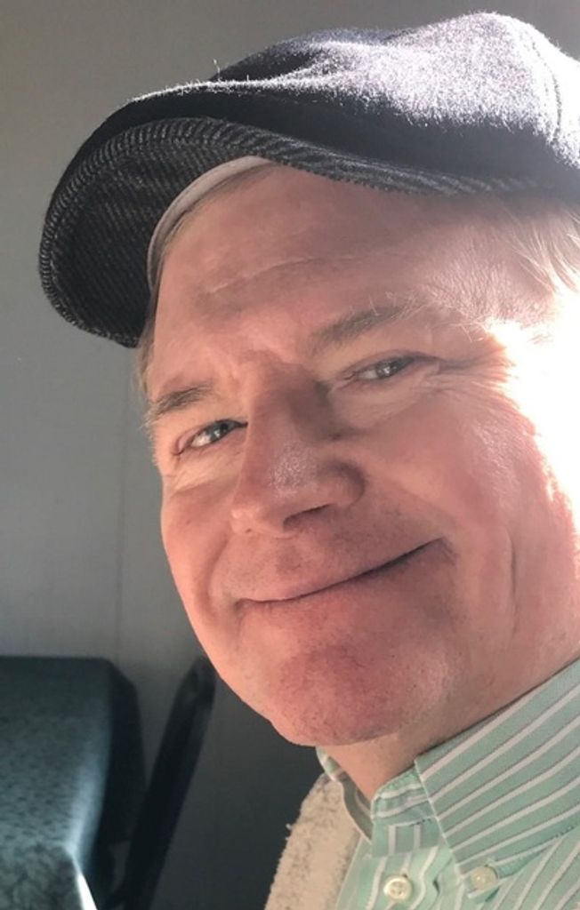 Dwight S Hanlon Profile Photo