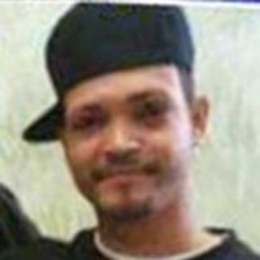 Luis G Burgos Profile Photo