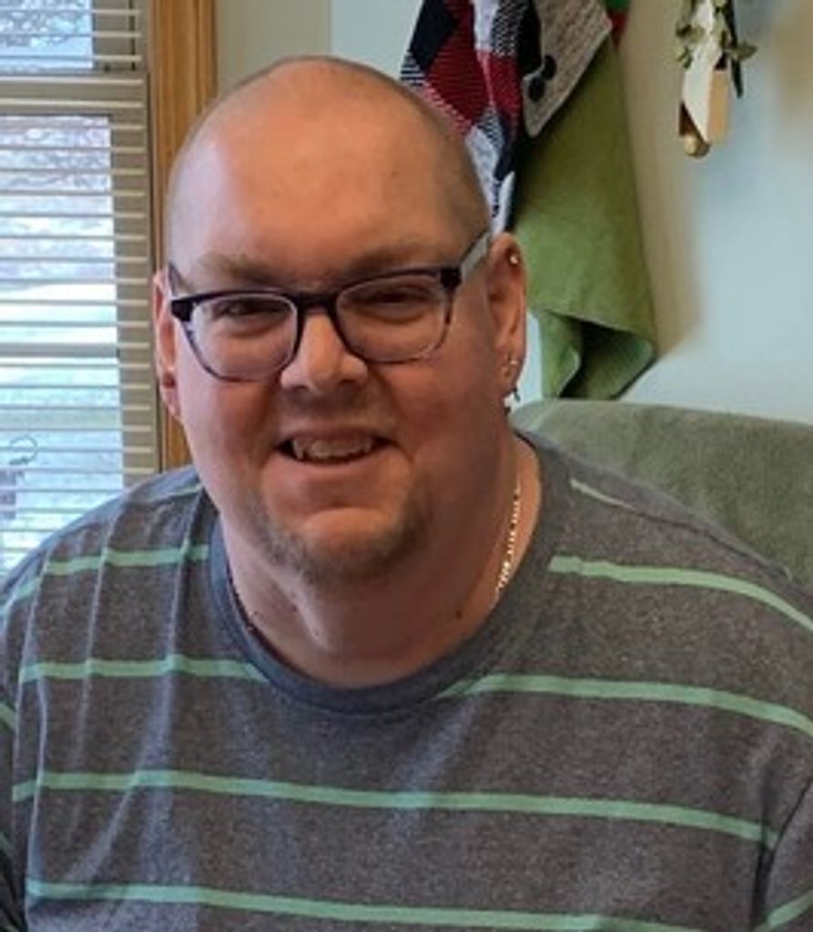 Joey Chester Profile Photo