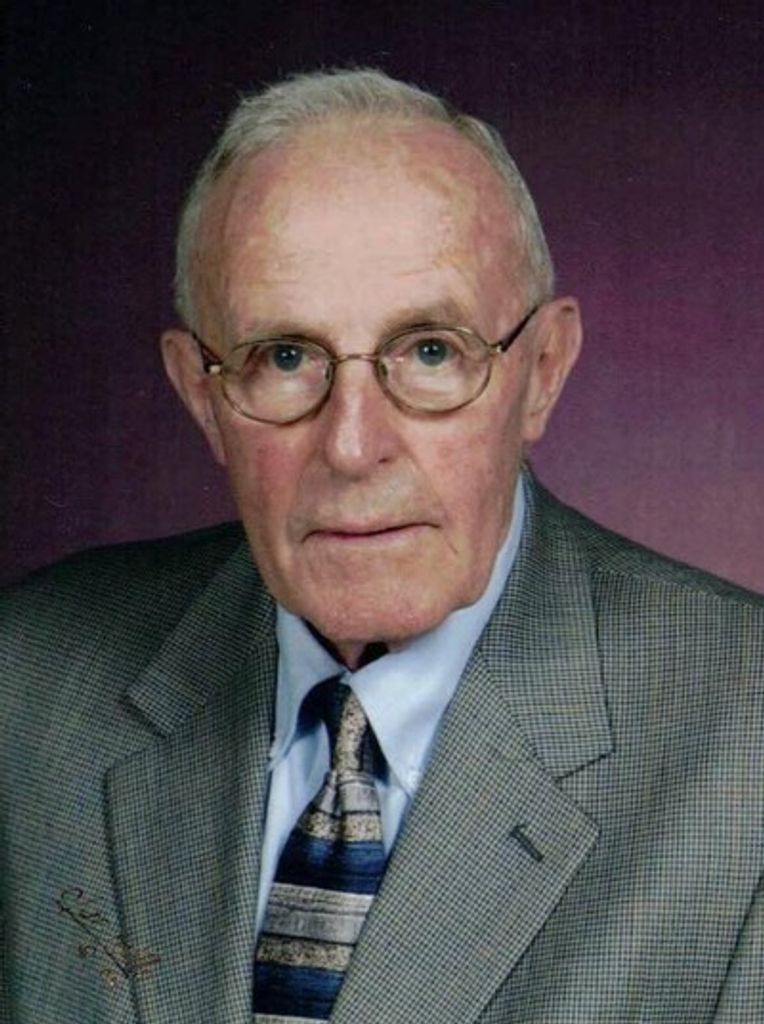 Robert Davis Mackay Profile Photo
