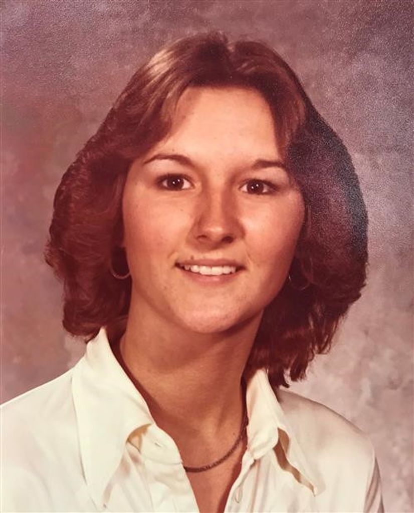 Lou Ann Farnsworth Profile Photo