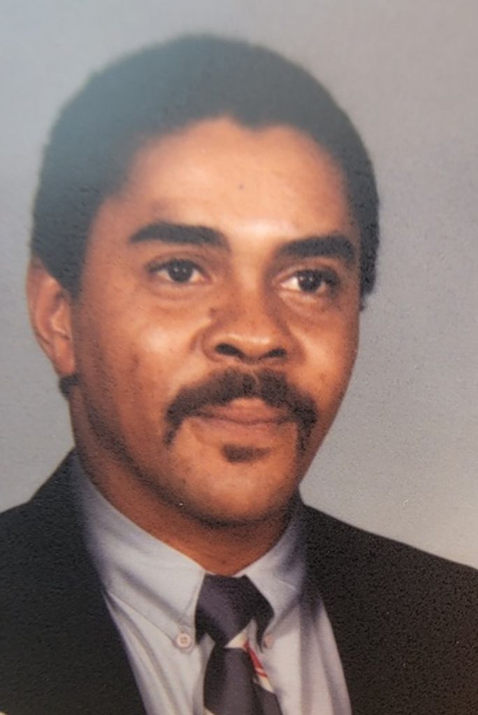 Robert Earl Walker Profile Photo