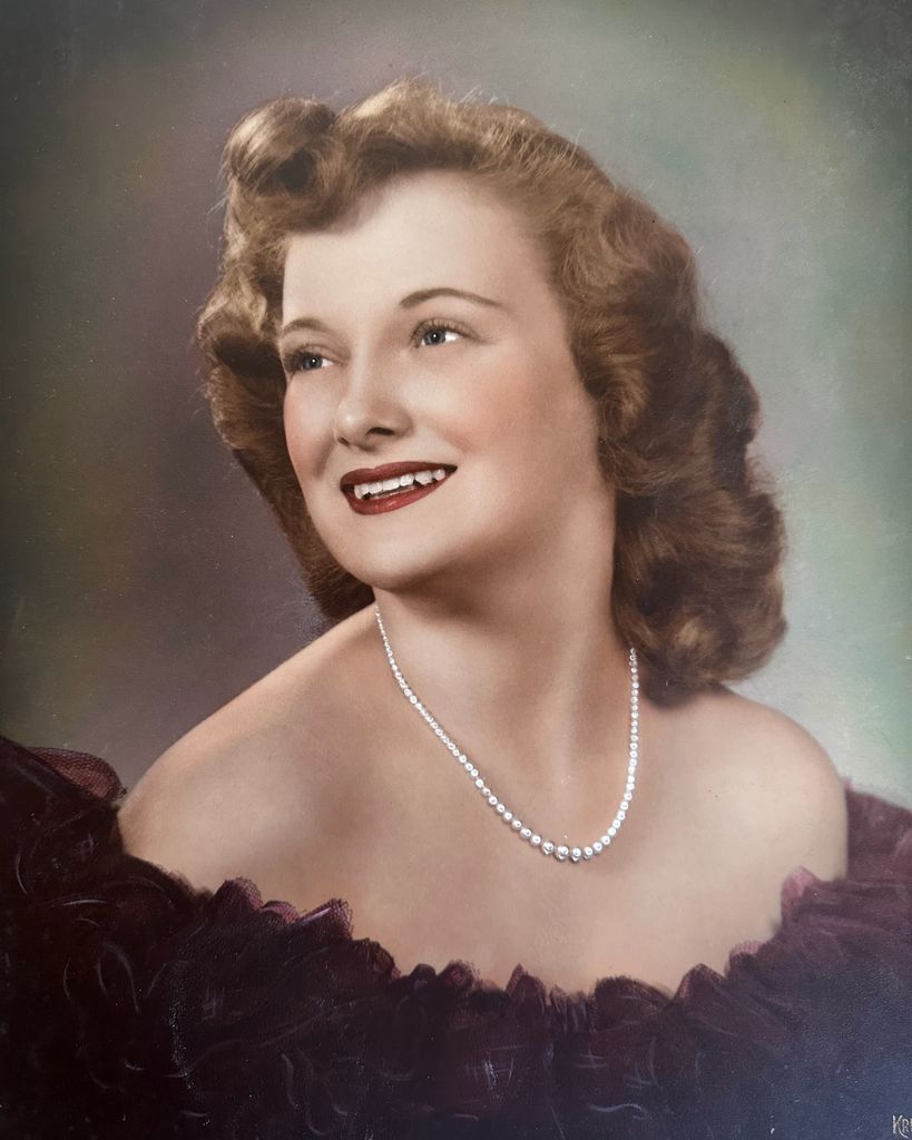 Lorraine Kiefer Profile Photo