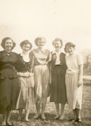 Janice Bryan photo gallery thumbnail 33 of 63