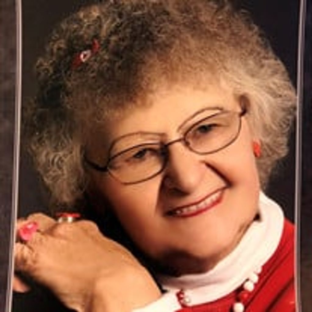 Maxine Rodefer