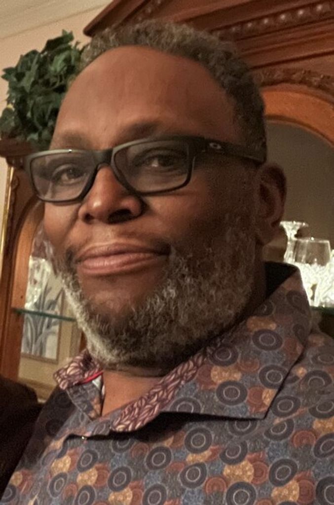 Earl Perry Profile Photo