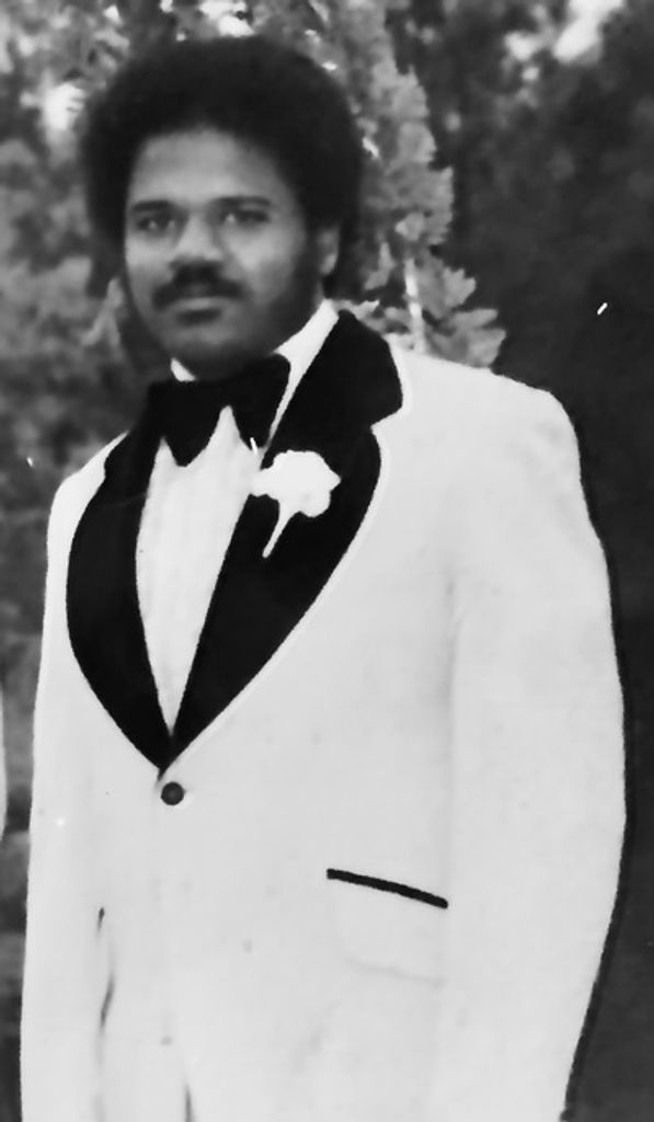 Larry Graham Profile Photo