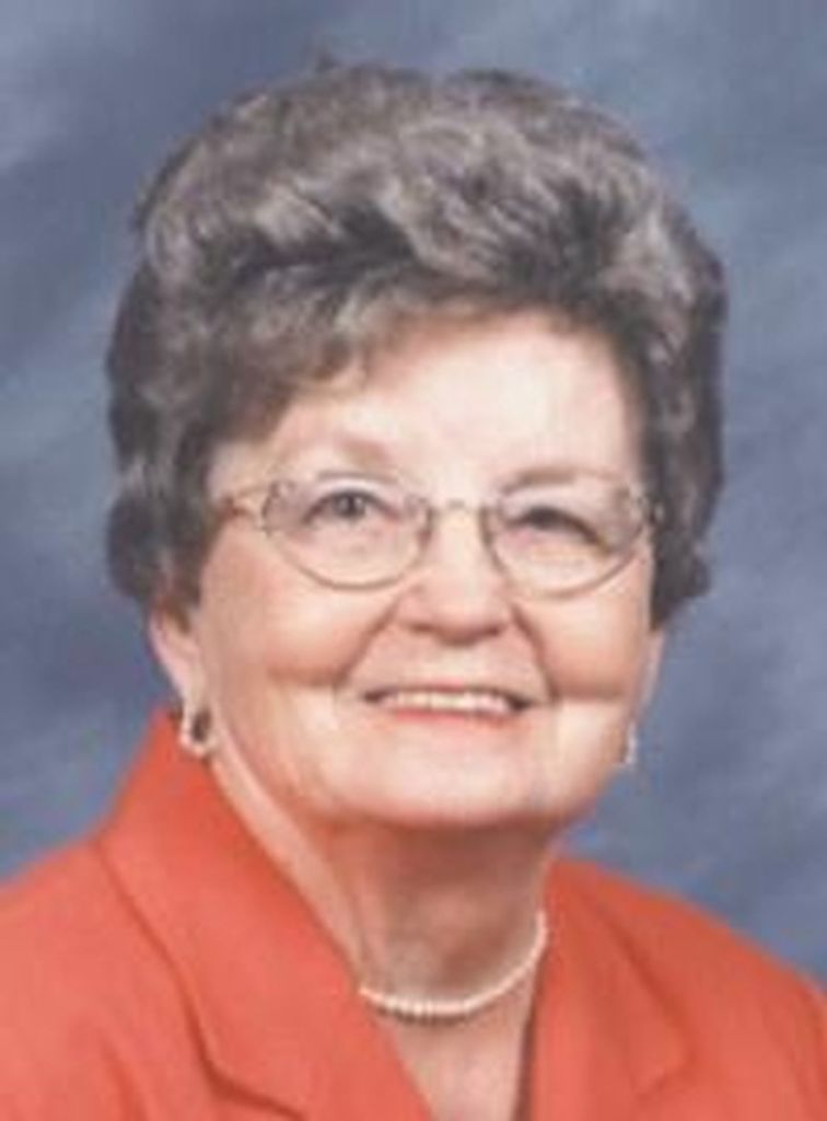 Betty J Strumpel