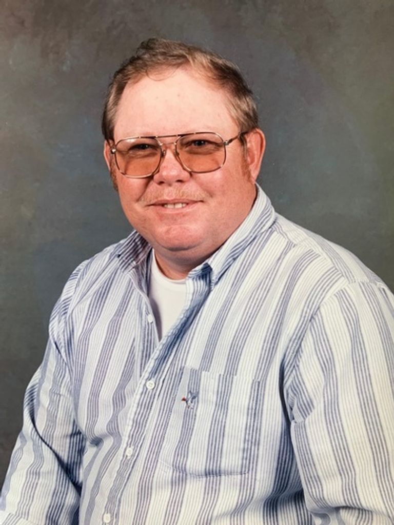Russell Smith Profile Photo