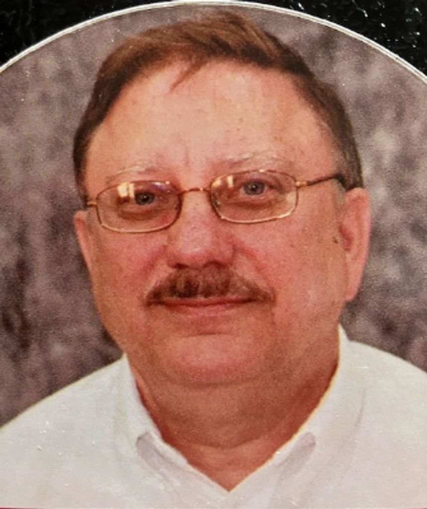 Michael "Mike" Ray Schleuse