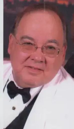 Robert Williams Profile Photo
