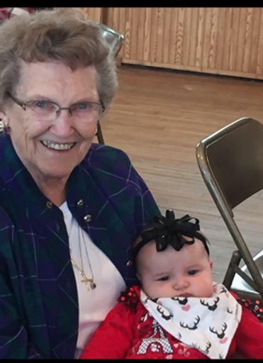 Etta Mae Dirks photo gallery thumbnail 4 of 92