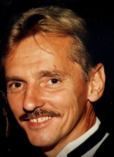 Martin R. Coons's obituary image